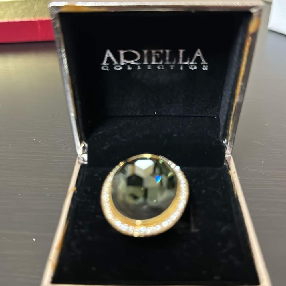 Pre-loved Ariella collection - green crystal statement cocktail ring size 8